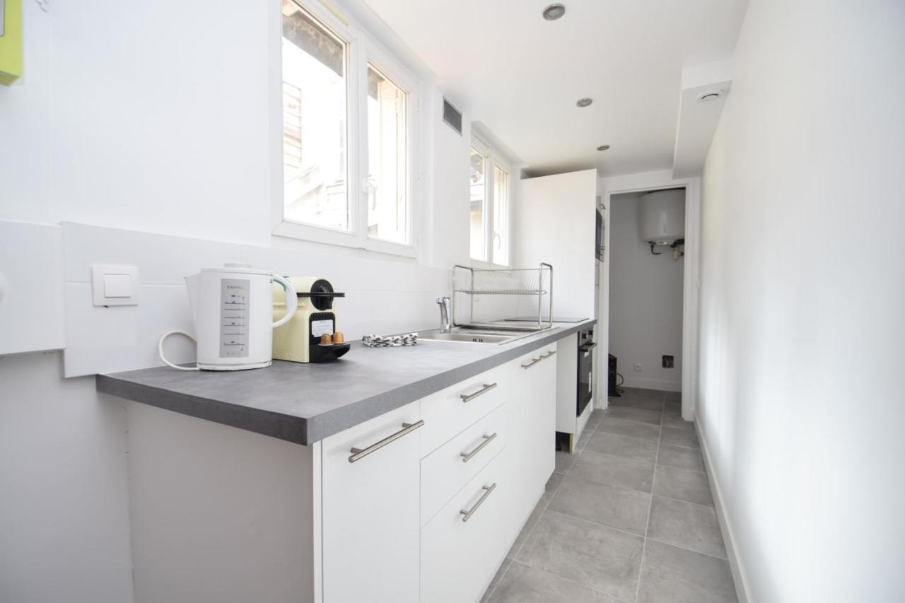 TOP studio refait à neuf aux porte de Paris proche RERMétro Vincennes Esterno foto